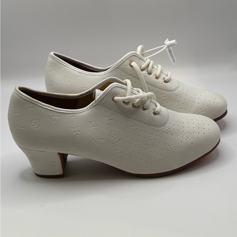 New in box women’s white dancing shoe sz 9 from